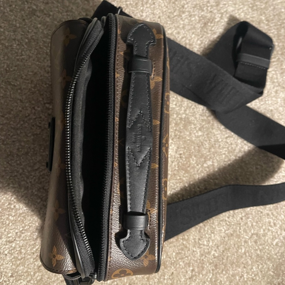 Brown Belt Bag - Picture 2 of 4